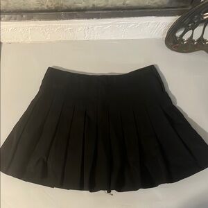 Elegant Black Pleated Skirt